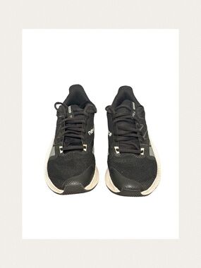 👟New Balance Men's Black and White Athletic Running Shoes